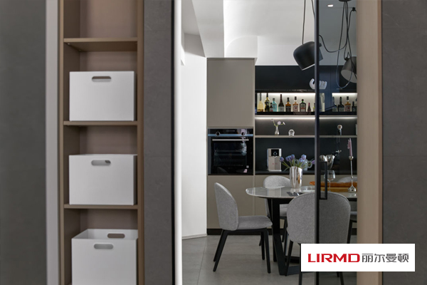 湖南麗爾曼頓家居集團,定制家具,全屋實木定制；