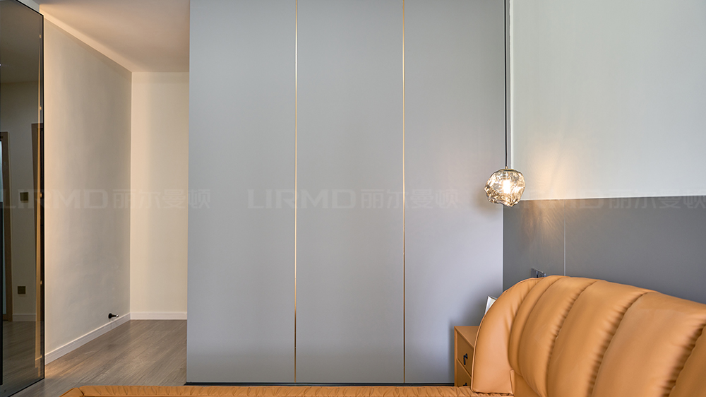 現(xiàn)代風-金輝優(yōu)步