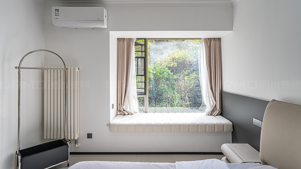 現(xiàn)代風(fēng)-金輝優(yōu)步