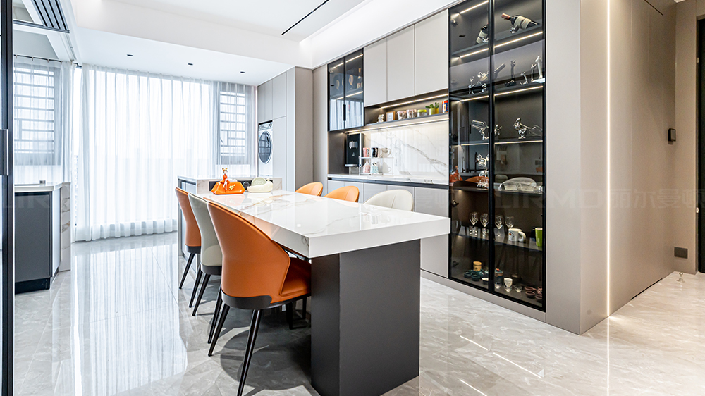 現(xiàn)代簡奢風-金色溪泉灣